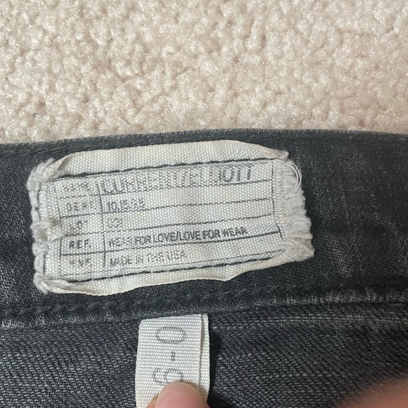 CURRENT/ ELLIOTT / fitted jeans / black / sz 26/ no flaws - Picture 5 of 5